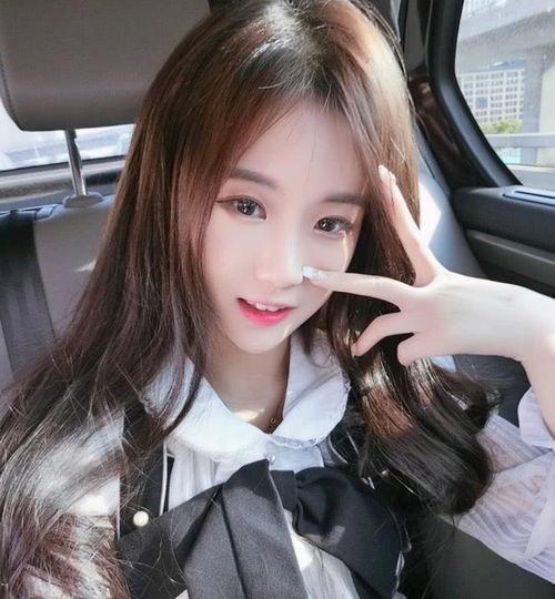 00后网红张萌澄,青春风采与网络影响力的完美融合